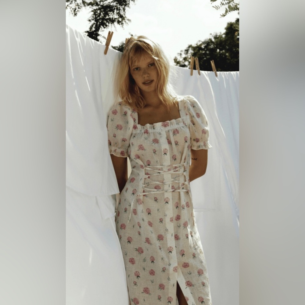 Sleeper floral lace up marquise dress EUC 1011